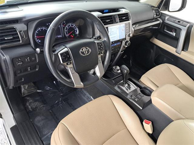 Photo of 2020 Blizzard Pearl Toyota 4Runner