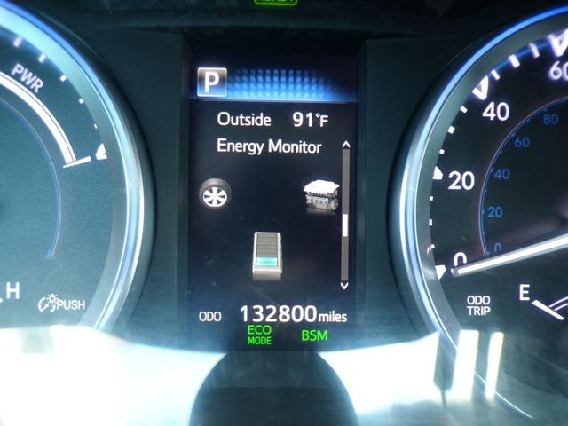 Photo of 2017 Celestial Silver Toyota Highlander Hybrid