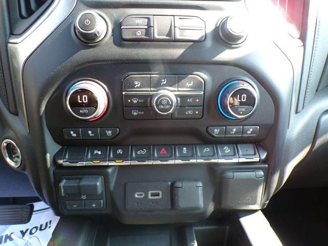 Photo of 2021 Black Chevrolet Silverado 1500