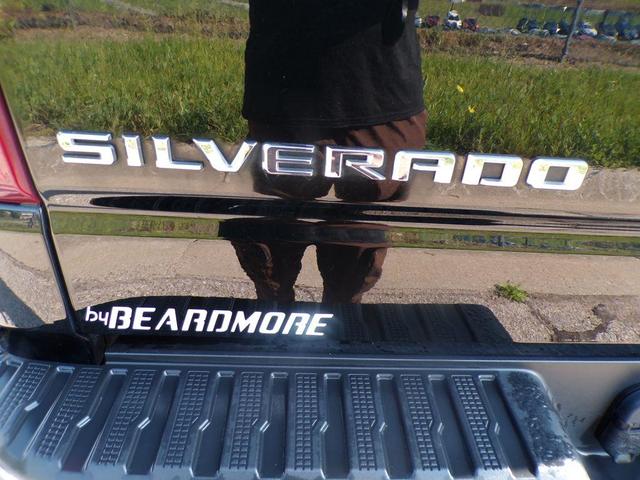 Photo of 2021 Black Chevrolet Silverado 1500