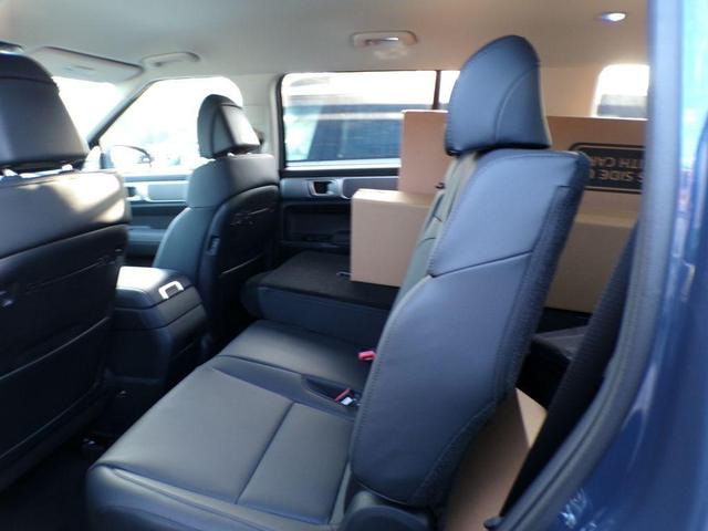 Photo of 2026 Atlantic Blue Hyundai SANTA FE HEV