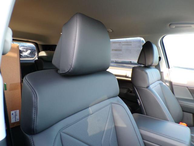Photo of 2026 Atlantic Blue Hyundai SANTA FE HEV