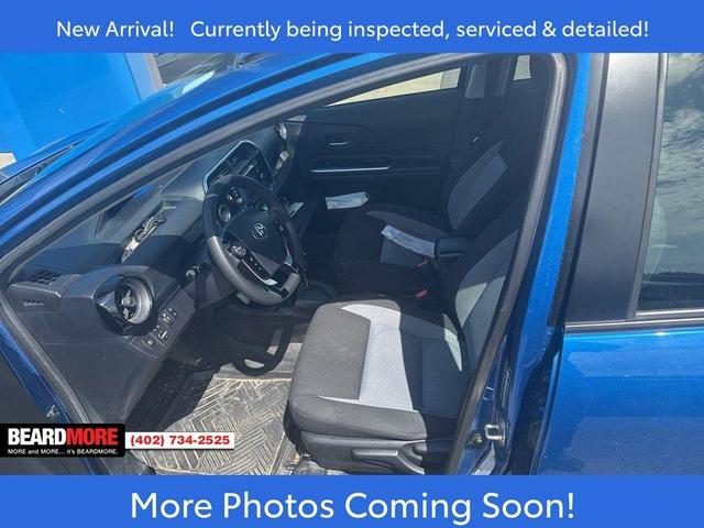 Photo of 2019 Blue Streak Metallic Toyota Prius c