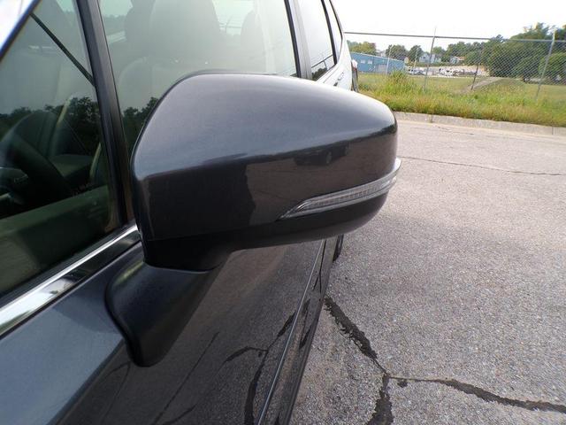 Photo of 2022 Magnetite Gray Metallic Subaru Forester