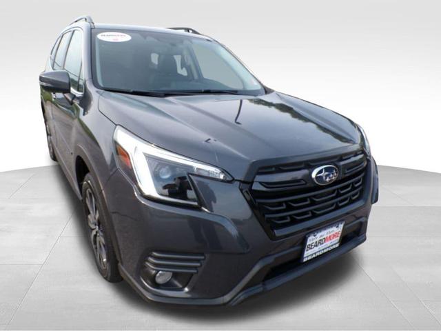 Photo of 2022 Magnetite Gray Metallic Subaru Forester