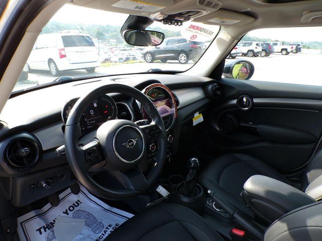 Photo of 2023 Pepper White MINI Hardtop