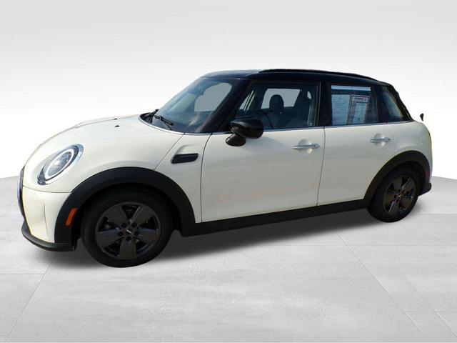 Photo of 2023 Pepper White MINI Hardtop