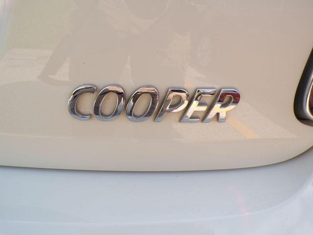 Photo of 2023 Pepper White MINI Hardtop