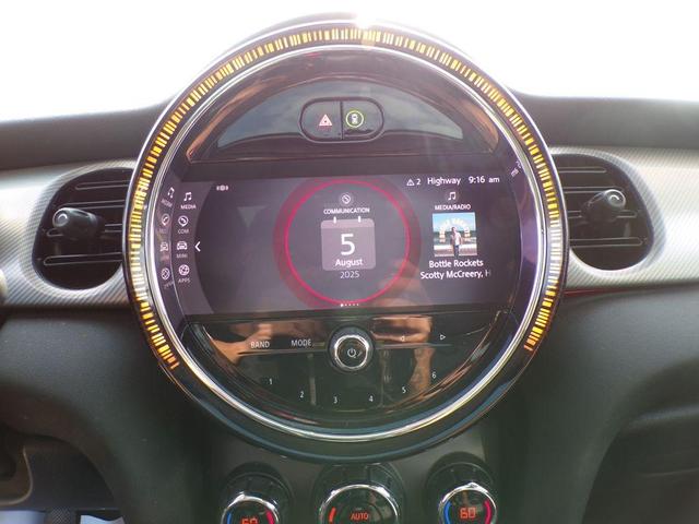 Photo of 2023 Pepper White MINI Hardtop