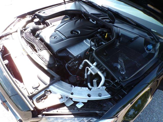 Photo of 2016 Black Mercedes-Benz C-Class