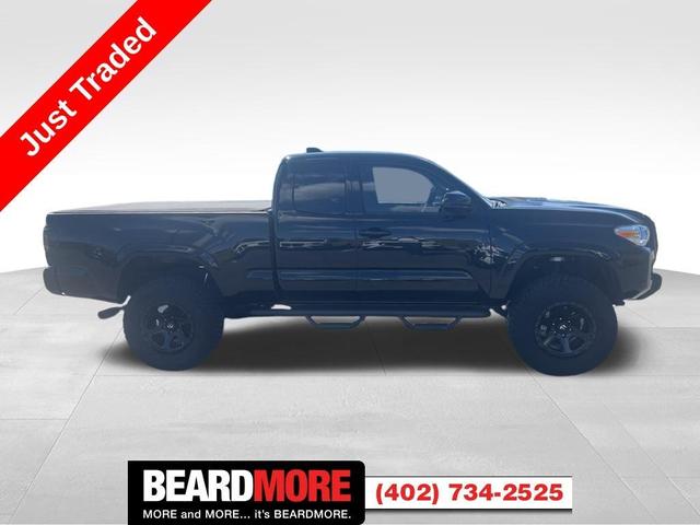 Photo of 2020 Midnight Black Toyota Tacoma