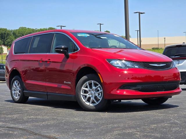 2025 Chrysler Voyager
