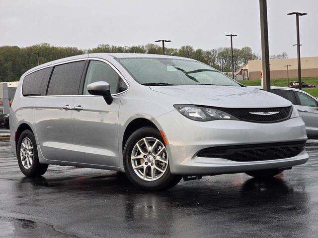 2023 Chrysler Voyager