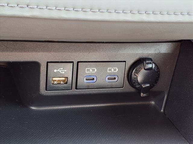 Photo of 2022 Magnetic Gray Metallic Toyota Highlander