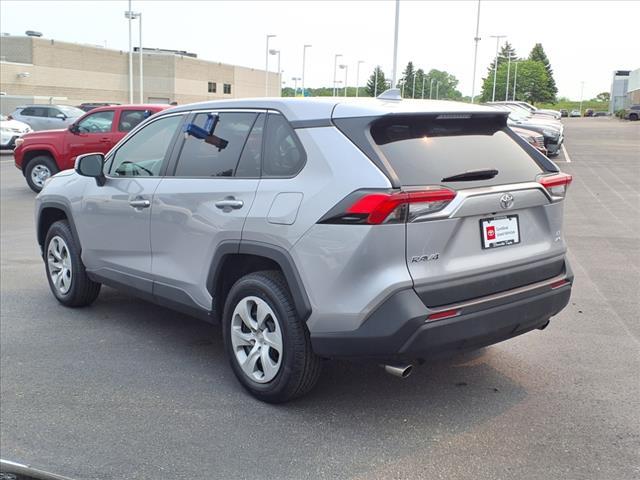 Photo of 2022 Silver Sky Metallic Toyota RAV4