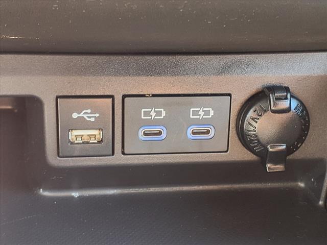 Photo of 2022 Wind Chill Pearl Toyota Highlander