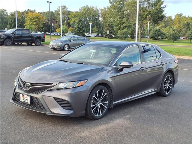 Photo of 2020 Predawn Gray Mica Toyota Camry