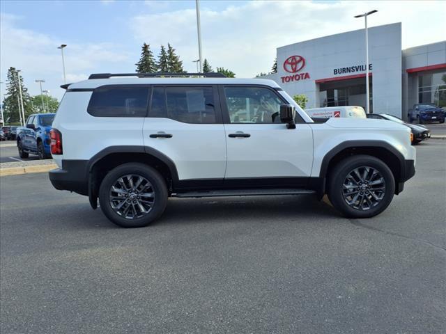 Photo of 2025 Wind Chill Pearl Toyota Land Cruiser