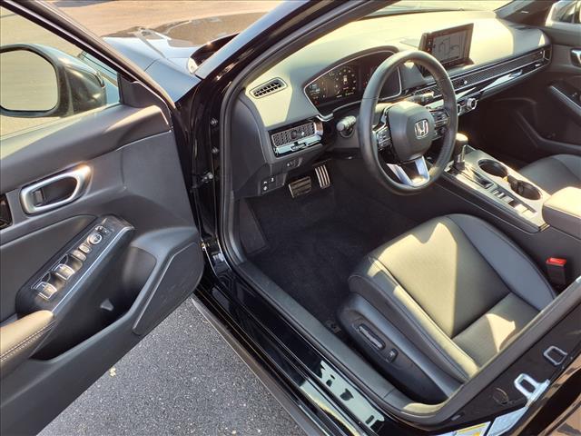 Photo of 2023 Crystal Black Pearl Honda Civic
