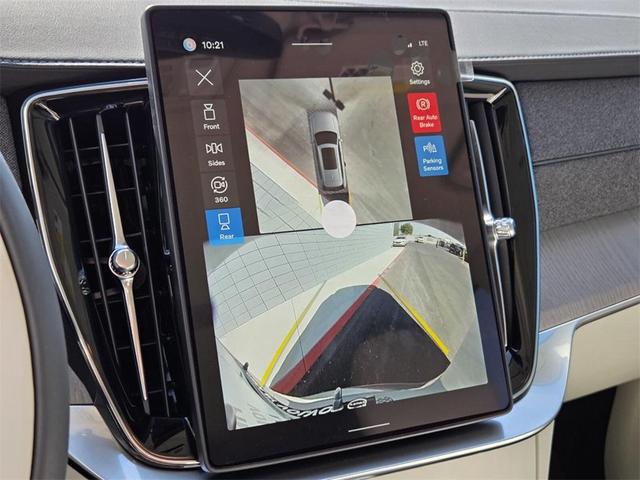 Photo of 2026 Gray Volvo XC90