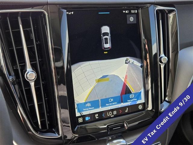 Photo of 2025 Crystal White Volvo XC60 Plug-In Hybrid