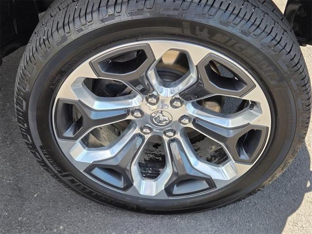 Photo of 2020 Bright White Clearcoat RAM 1500