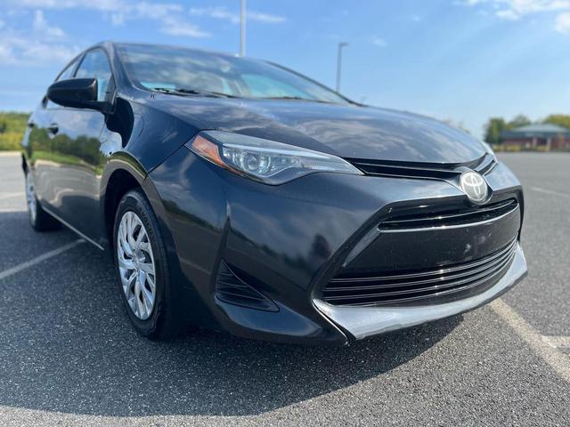 Photo of 2019 Black Sand Pearl Toyota Corolla
