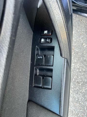 Photo of 2019 Black Sand Pearl Toyota Corolla