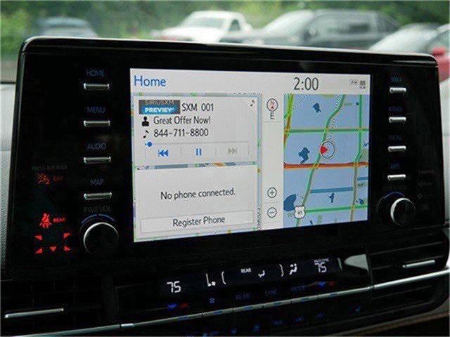 Photo of 2022 Wind Chill Pearl Toyota Sienna
