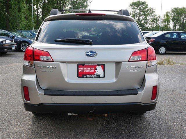 Photo of 2014 Tungsten Metallic Subaru Outback