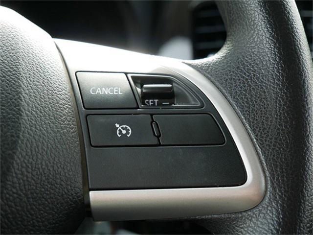 Photo of 2020 Labrador Black Metallic Mitsubishi Outlander