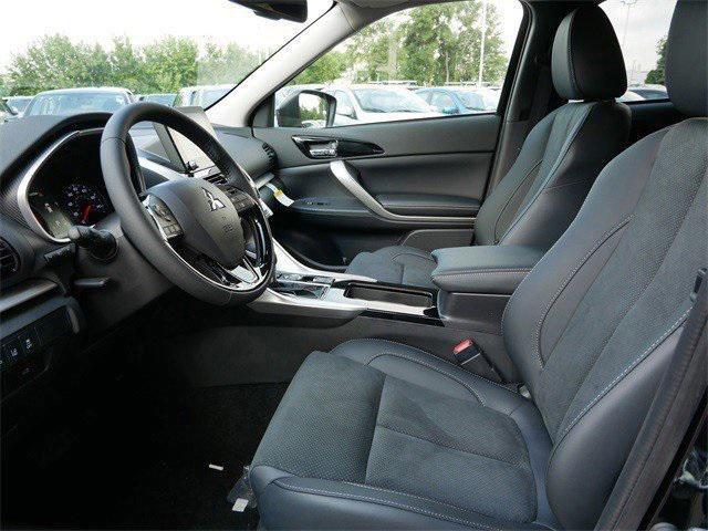 Photo of 2025 Labrador Black Pearl Mitsubishi Eclipse Cross