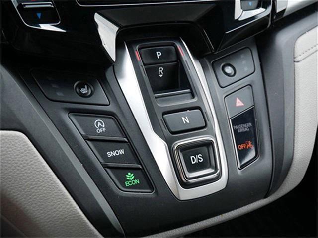 Photo of 2020 Lunar Silver Metallic Honda Odyssey