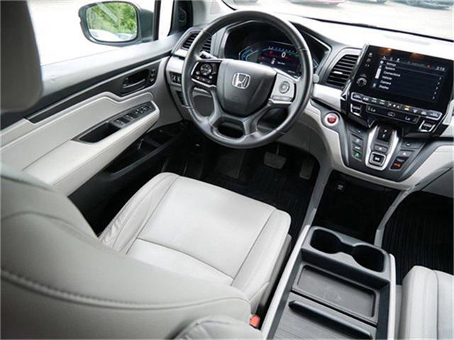 Photo of 2020 Lunar Silver Metallic Honda Odyssey