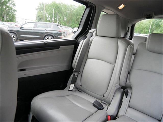 Photo of 2020 Lunar Silver Metallic Honda Odyssey