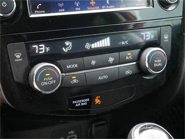 Photo of 2018 Scarlet Ember Nissan Rogue