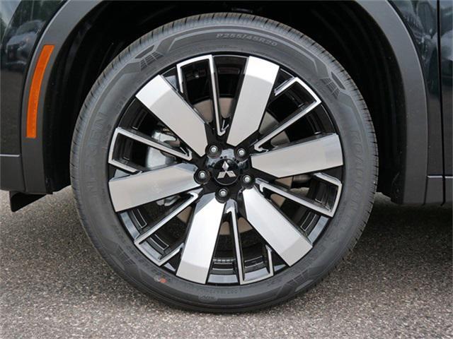 Photo of 2025 Black Diamond Mitsubishi Outlander