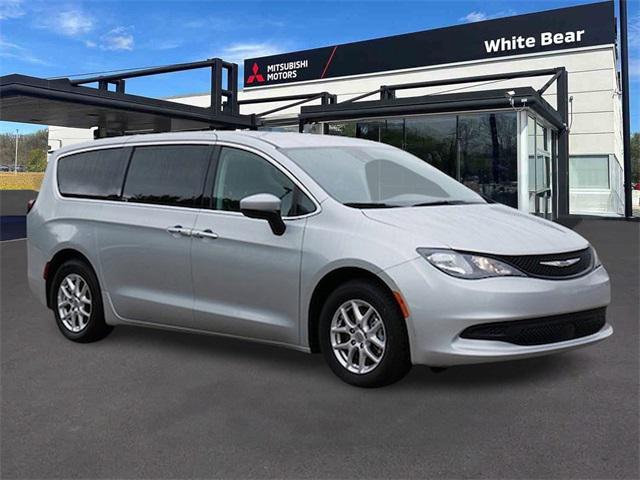 2023 Chrysler Voyager