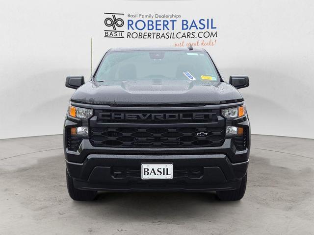 Photo of 2024 Black Chevrolet Silverado 1500