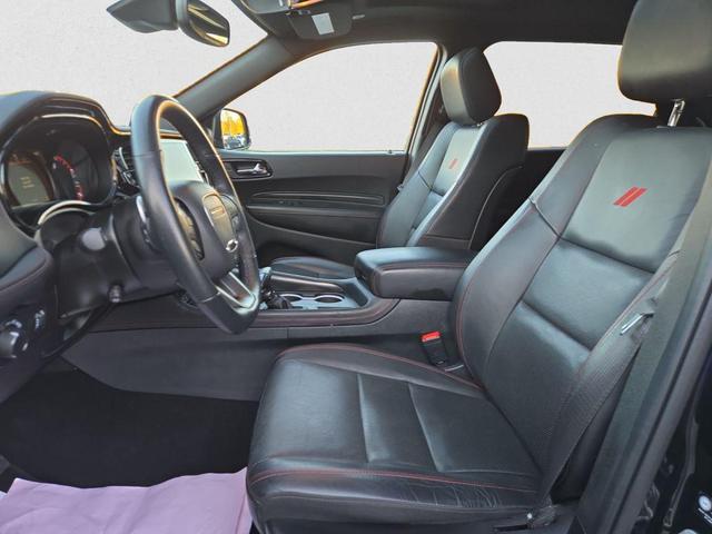 Photo of 2024 DB Black Crystal Clearcoat Dodge Durango
