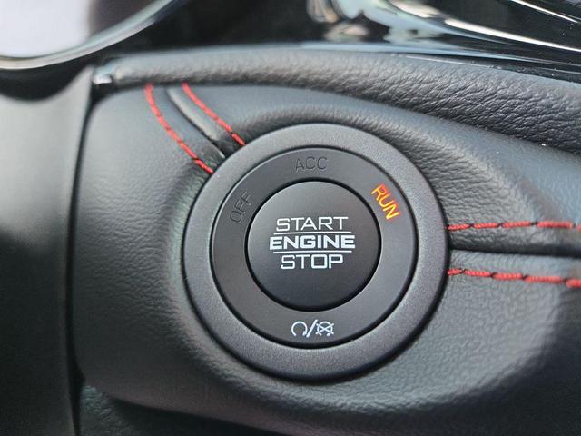 Photo of 2024 DB Black Crystal Clearcoat Dodge Durango