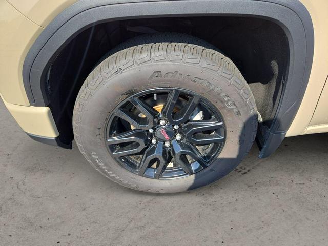 Photo of 2023 Desert Sand Metallic GMC Sierra 1500