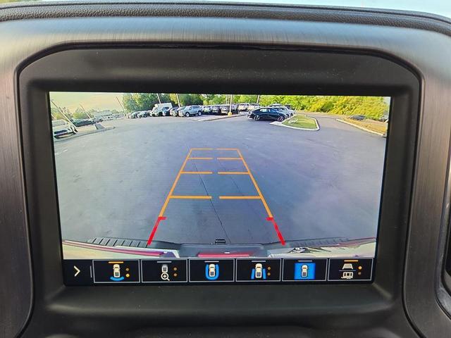 Photo of 2023 Onyx Black GMC Sierra 2500