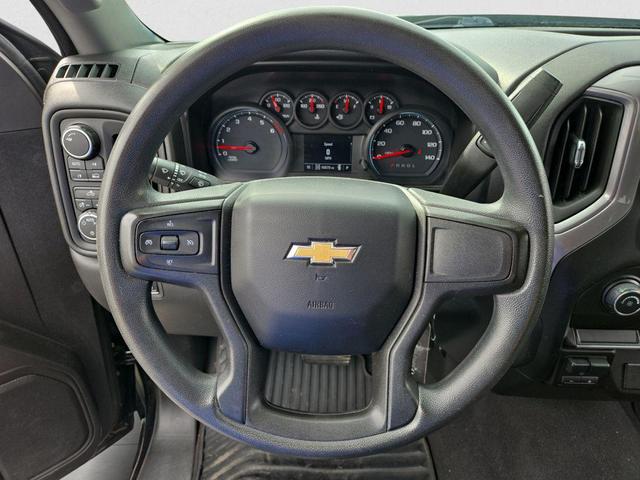 Photo of 2019 Black Chevrolet Silverado 1500