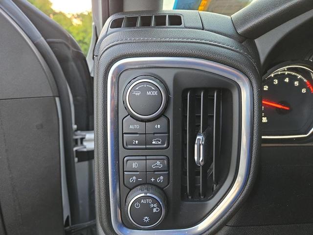 Photo of 2022 Silver Ice Metallic Chevrolet Silverado 1500