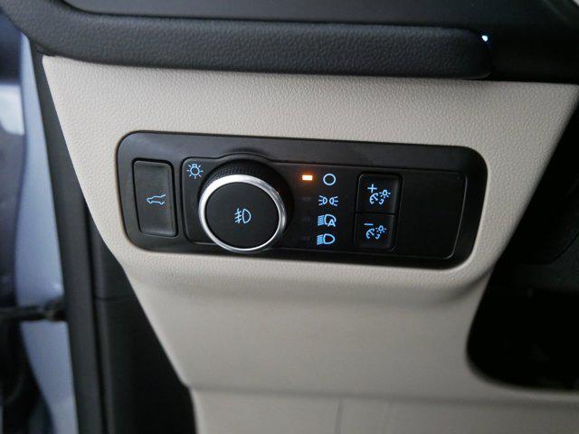 Photo of 2022 Iced Blue Silver Metallic Ford Escape