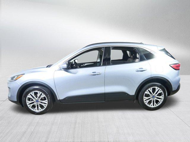 Photo of 2022 Iced Blue Silver Metallic Ford Escape