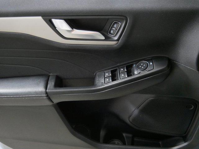 Photo of 2022 Iced Blue Silver Metallic Ford Escape