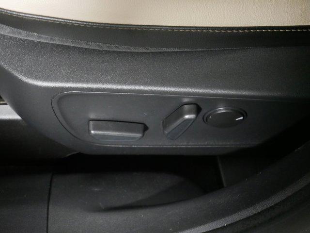 Photo of 2022 Iced Blue Silver Metallic Ford Escape
