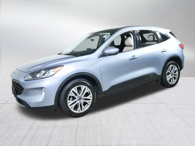 Photo of 2022 Iced Blue Silver Metallic Ford Escape
